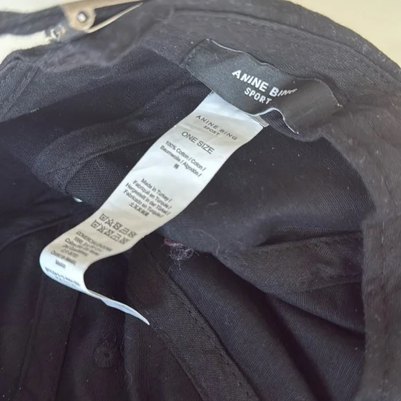 Anine Bing Classic Black Cap - Picture 4 of 5